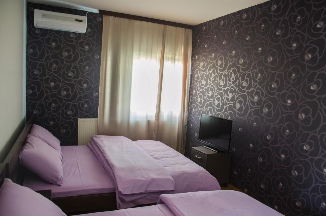 Apartments Rose Hill Belgrad Exteriör bild